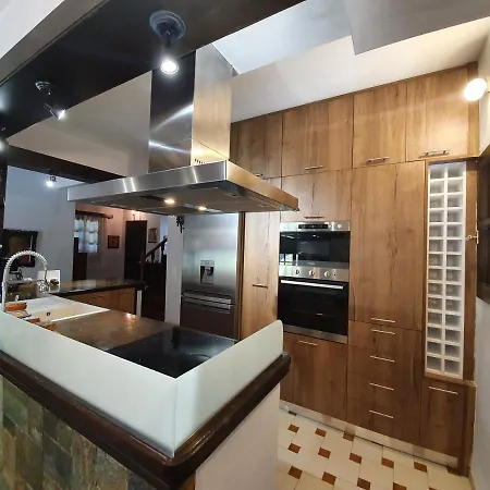 Georgia Tatil Evi