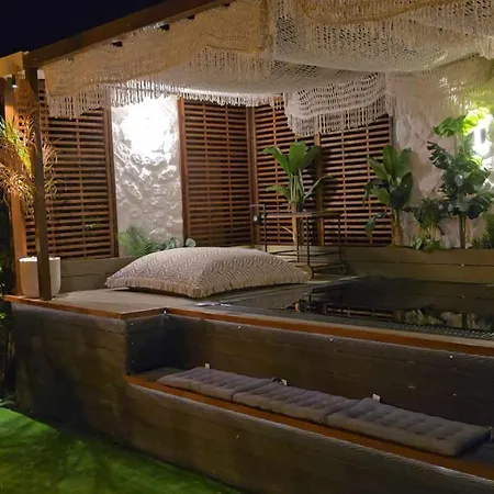Georgia Tatil Evi *